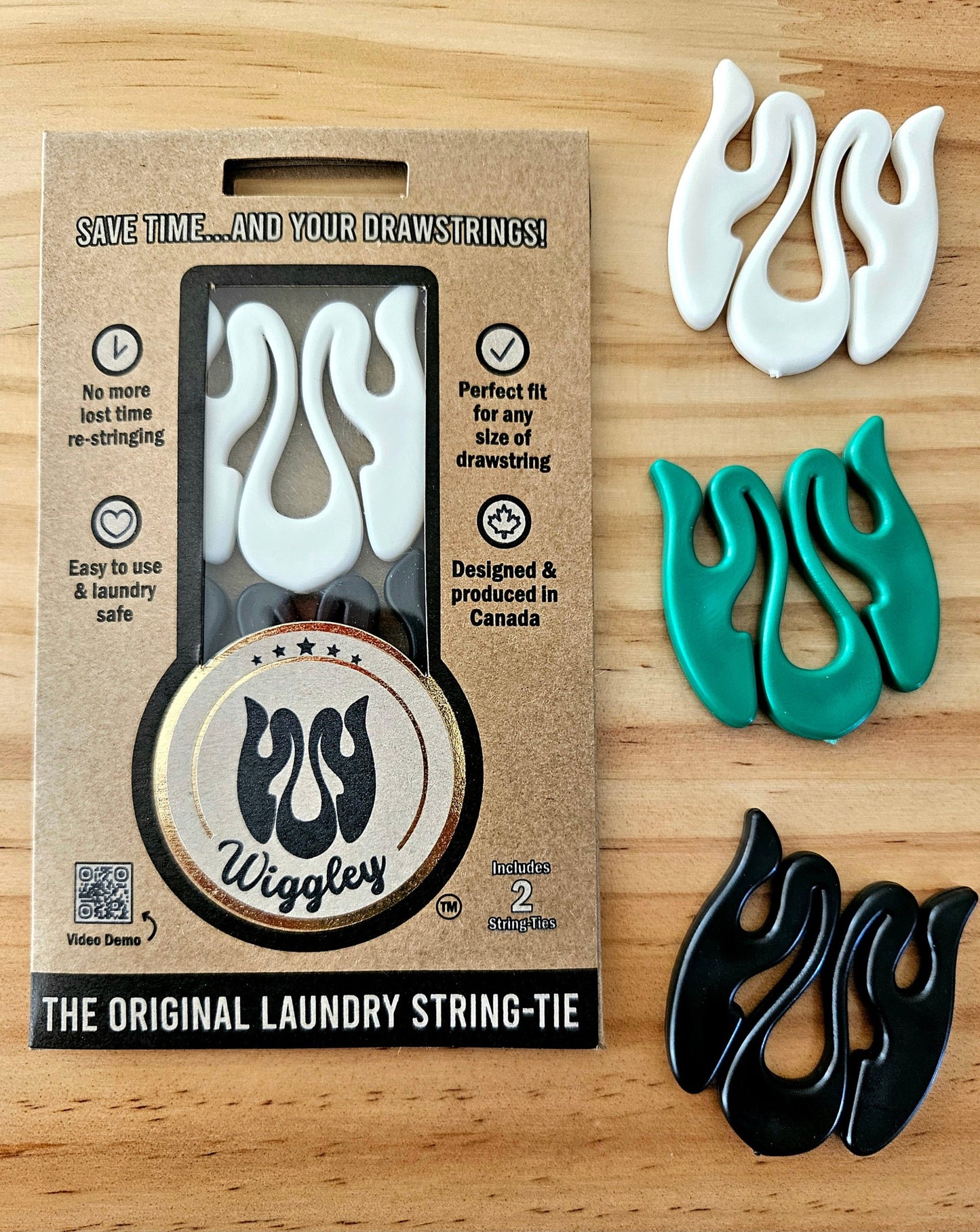 Eco-friendly packaging highlighting how this laundry tool effortlessly protect clothing drawstrings from tangling in the wash with Wiggley.